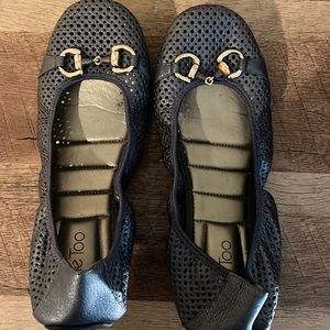 Me Too Silver Grey Ballet Flats Size 11